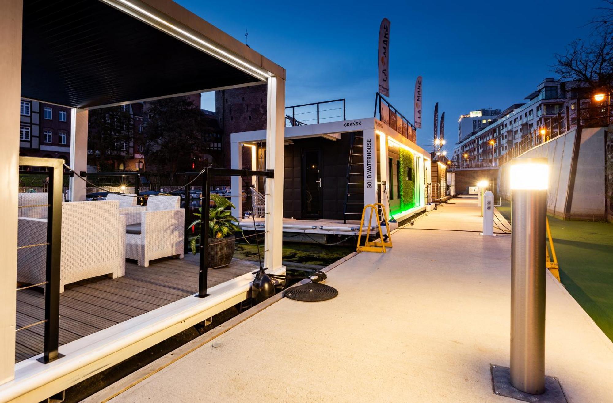 Domy Na Wodzie - La Mare Motlava Houseboats With Sauna By Downtown Apartments Danzig Exterior foto